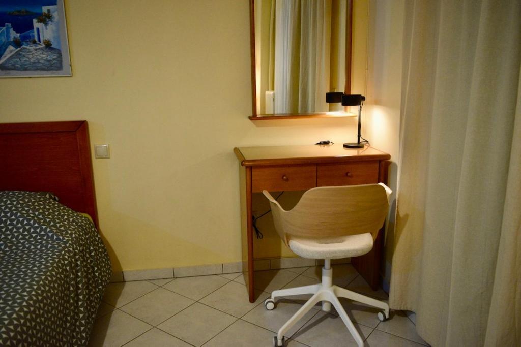 Eviaxl Studios Khronia Екстер'єр фото